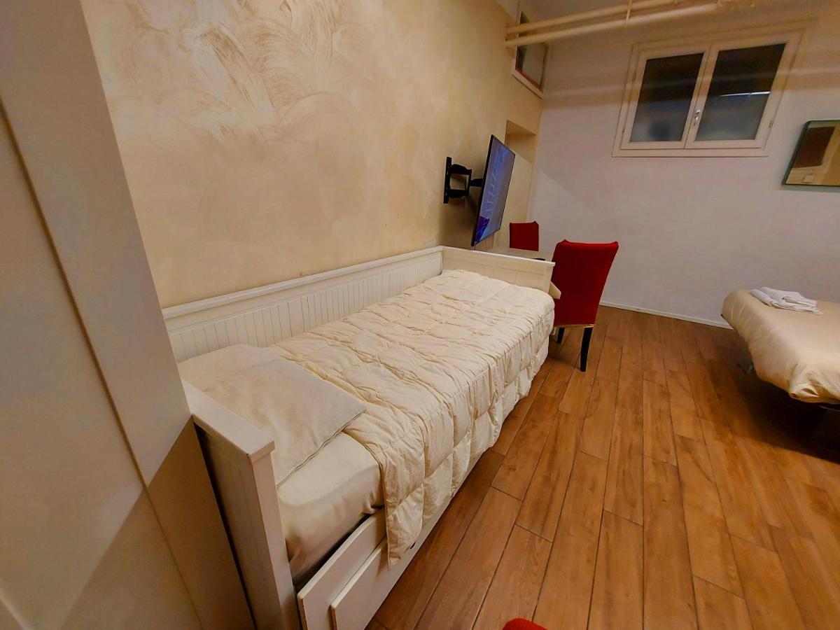 Free Breakfast - Big Apartment In The Heart Of 로마 외부 사진